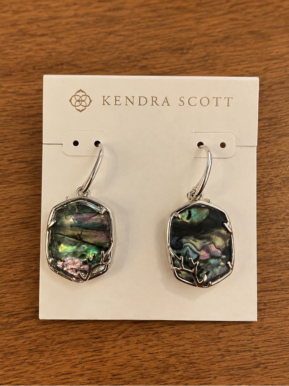 Kendra Scott Daphne Gold Coral Frame Drop
Earrings in Abalone